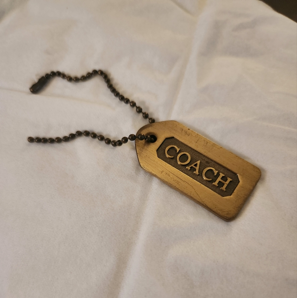 Coach tag
